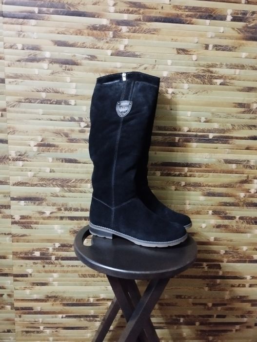 Жіночі чоботи натуральний замш