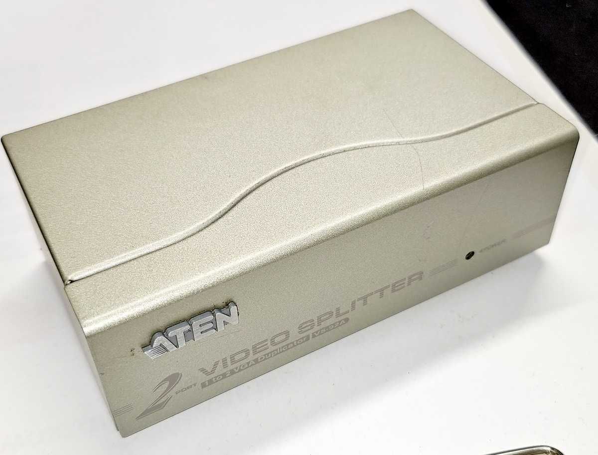 Rozdzielacz video  VGA markowy ATEN 1to2 VGA  VS-92A z zasilaczem