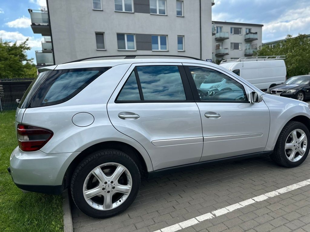 Mercedes Benz W164
