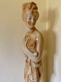 Estátua de cerâmica - vintage