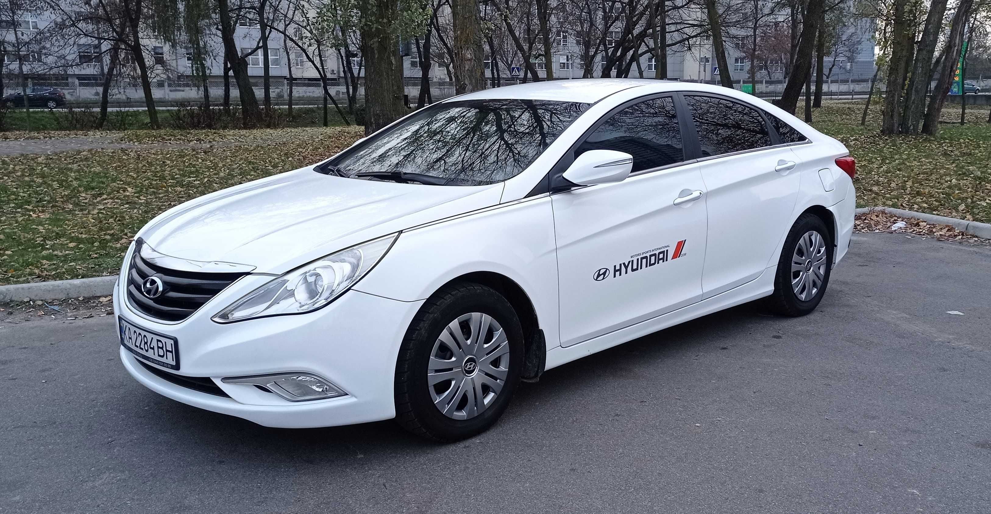 Hyundai Sonata 2014, 2.4 MPI, Автомат, газ/бензин