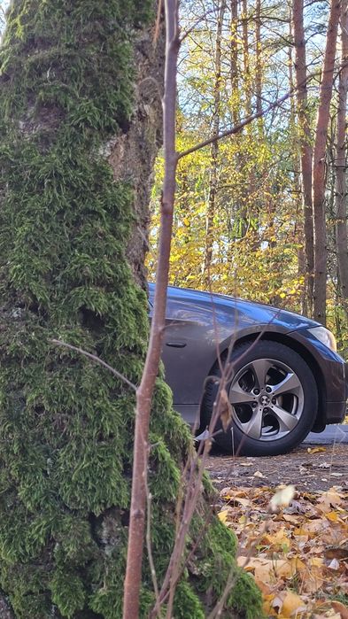 Bmw e90 M47 Pólskóra Dwa komplety opon i felg  Ambient Doinwestowana