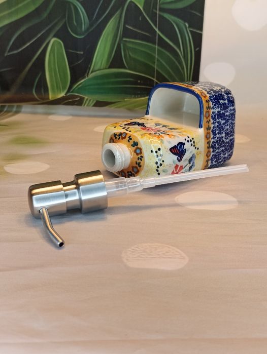 Dozownik ceramiczny butelka na mydło.super unikat ceramika Bolesławiec