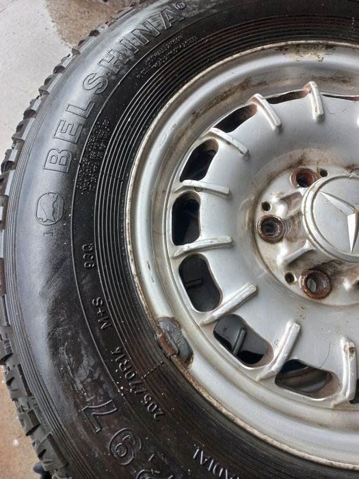 Продам резину 205 70 14