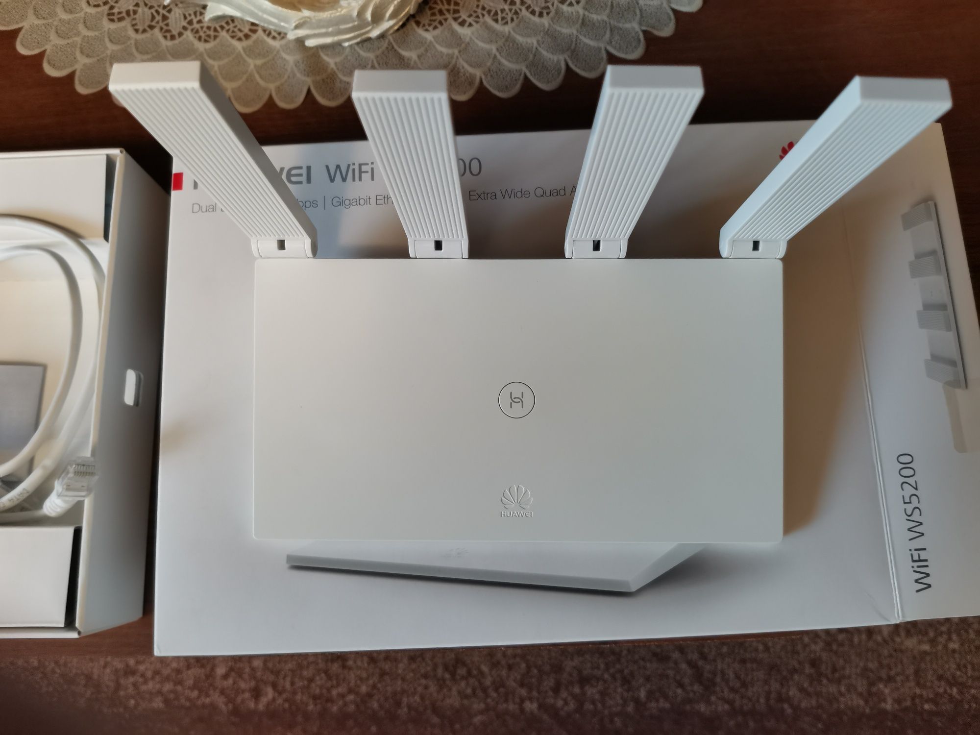 Роутер HUAWEI WiFi WS5200