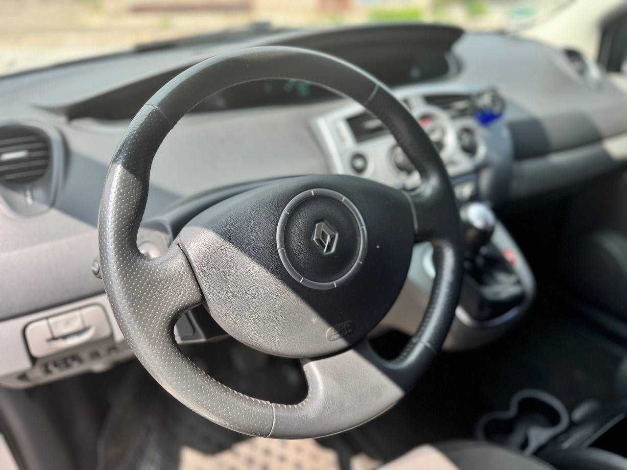 Renault Megane Scenic 2009р. 1.6 бензин(Перший внесок від 20%)