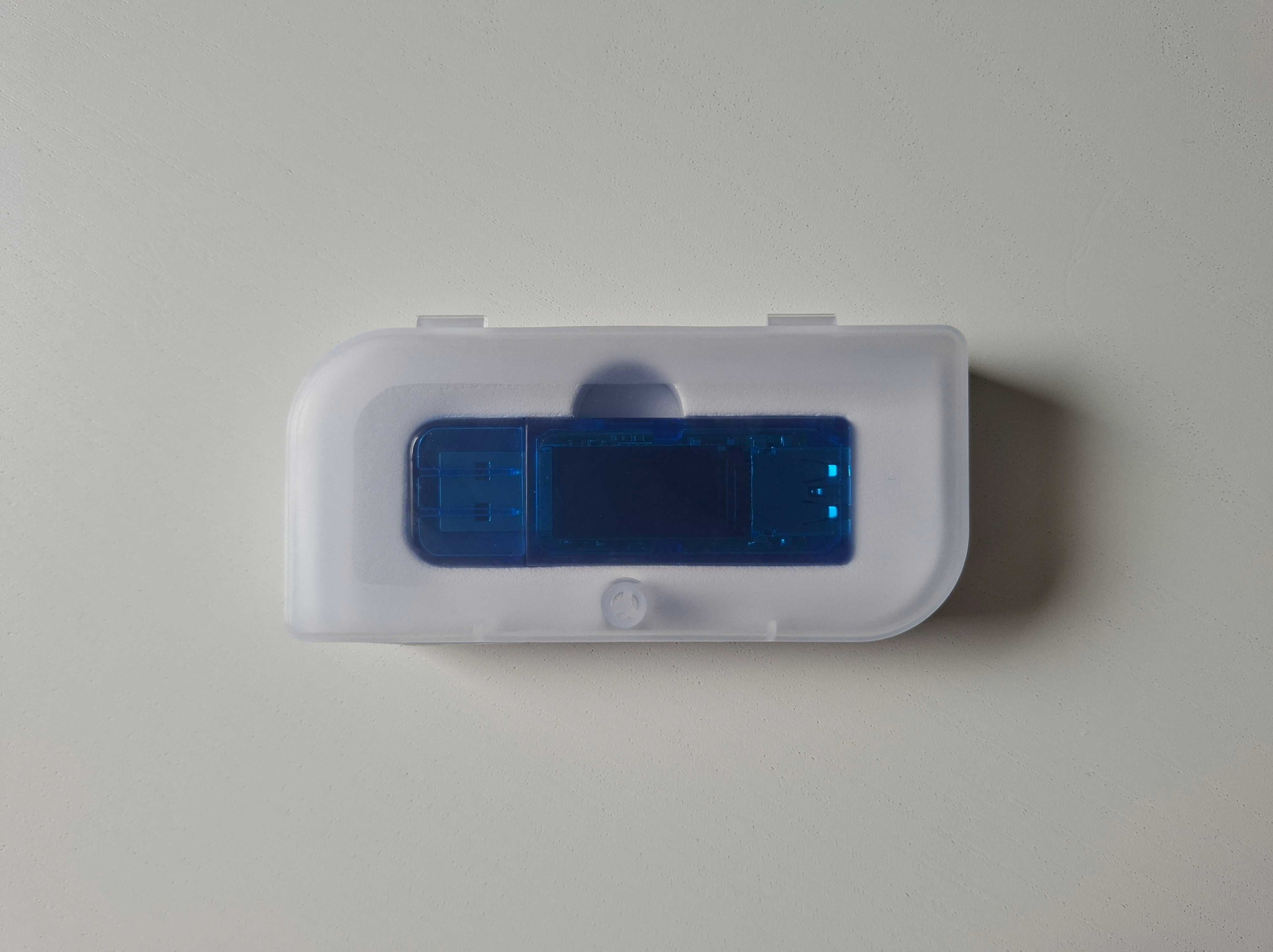 USB Tester Ruideng AT34 z kolorowym wyświetlaczem