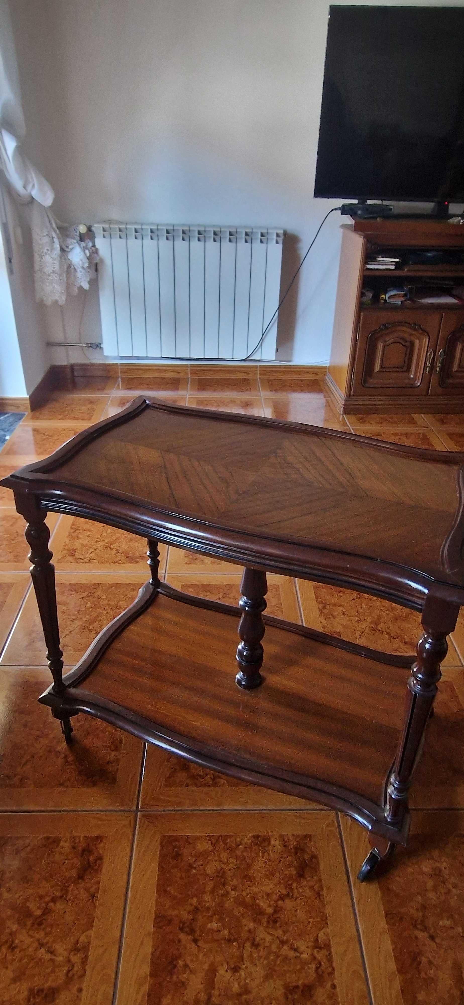 Mesa de sobremesas