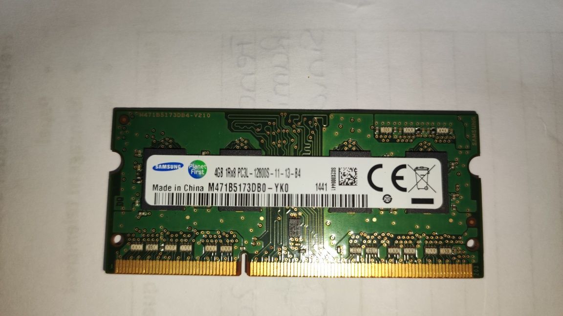 Memória RAM 4Gb Samsung e Corsair