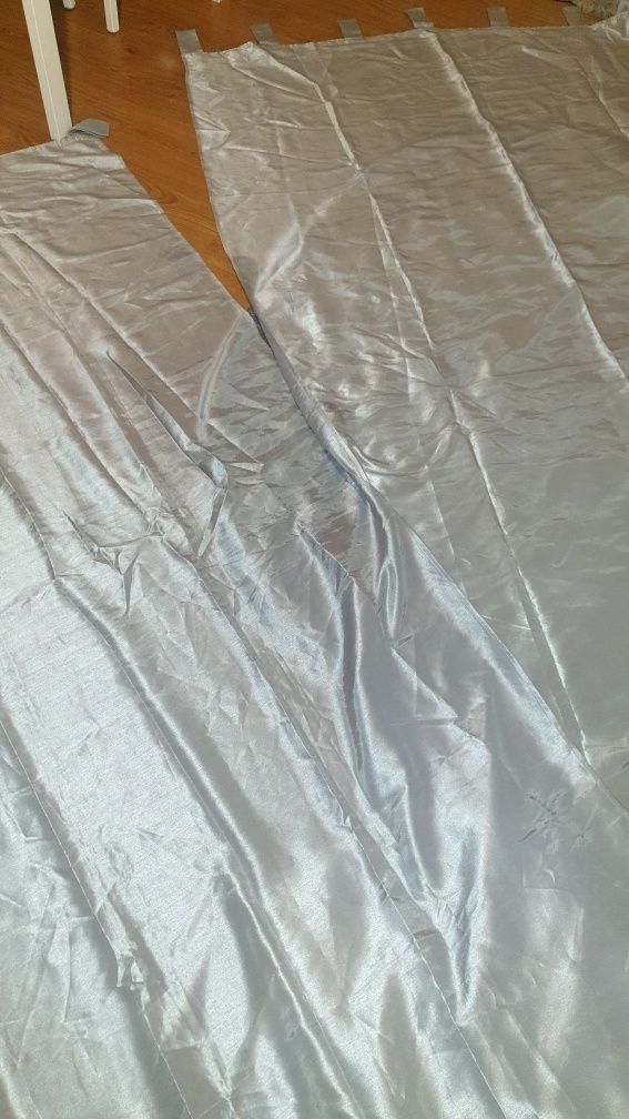 Zasłony szare srebrne 2.52 x  1.33 m  2 sztuki