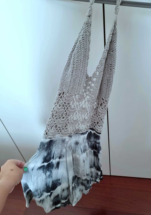 Macacão de calções com crochet e abertura nas costas, S - nunca usado