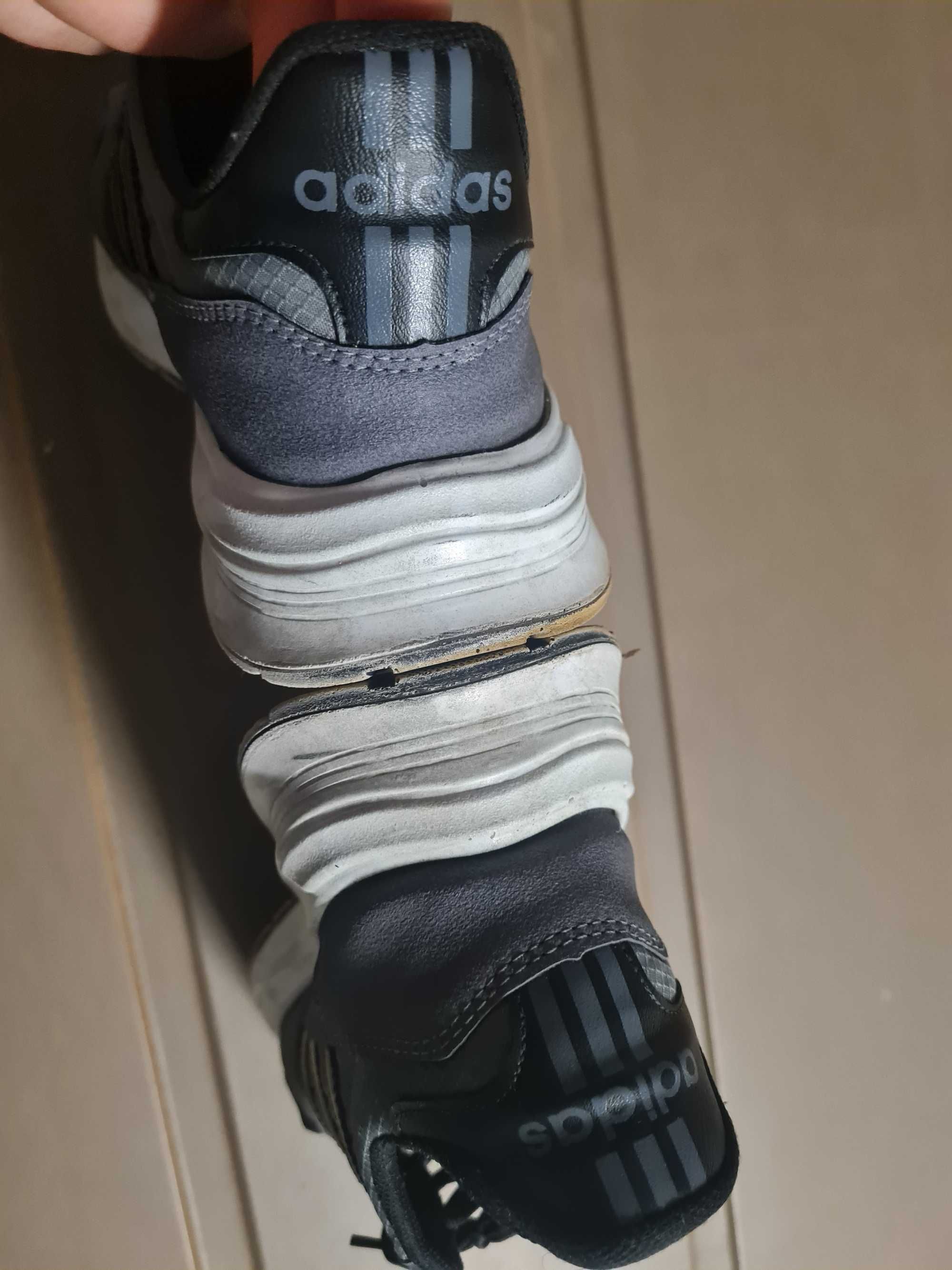 Sportowe buty meskie Adidas oryginalne okazja zadbane 44