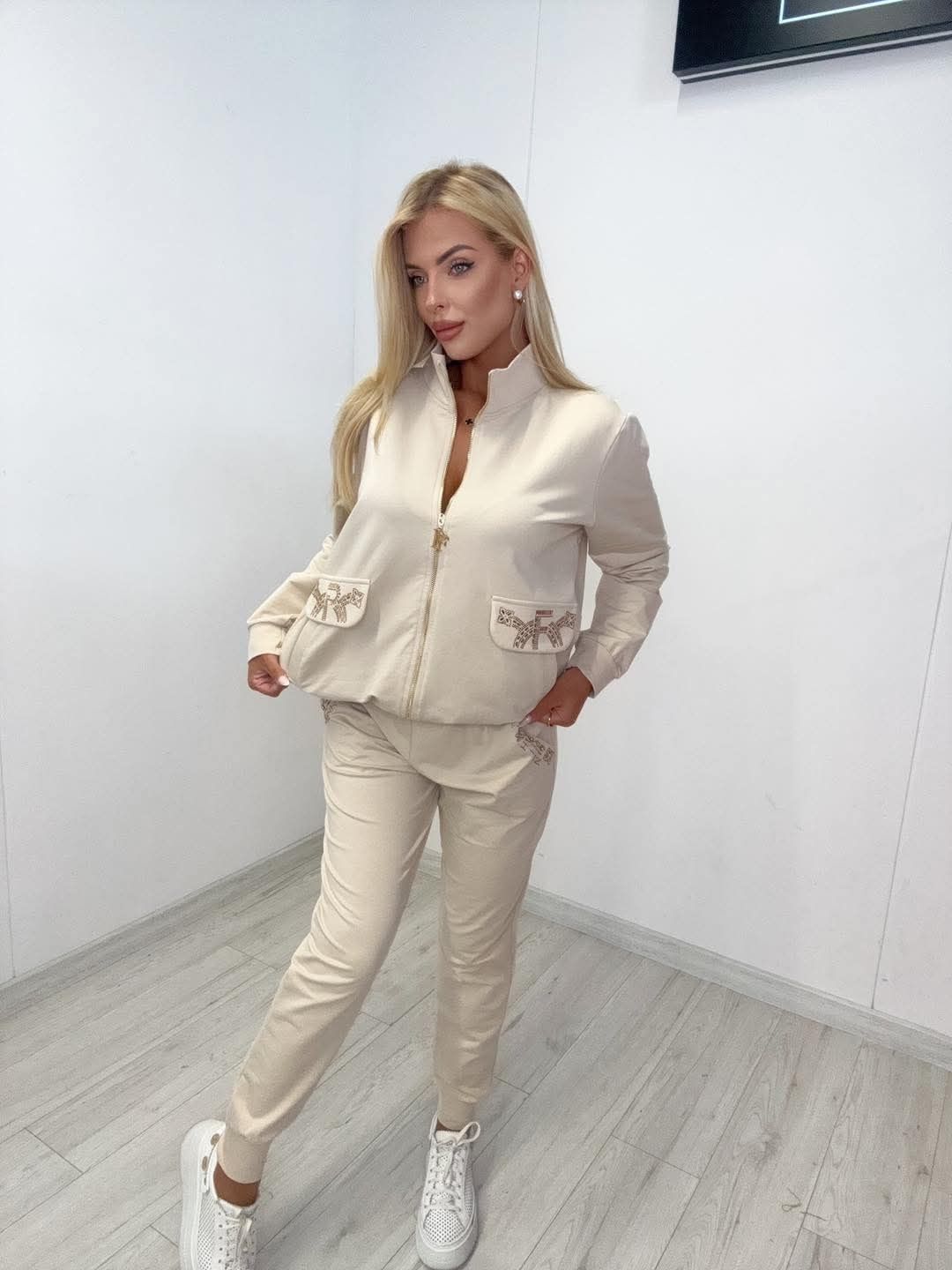 Elegancki komplet dres z cyrkoniami dwa kolory logo paparazzi