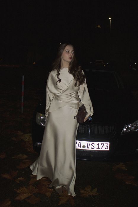 комплект зі спідницею/сукня атлас