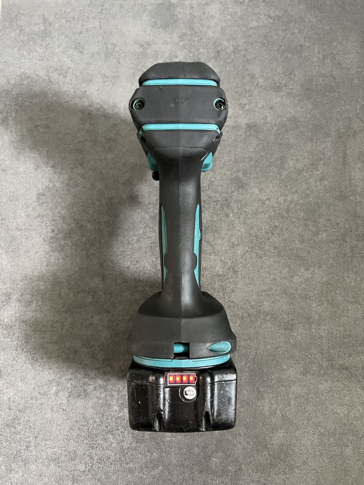 Безщітковий акум.гайковерт Makita DWT 285