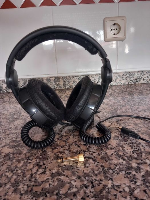 Auscultadores Sennheiser HD 215