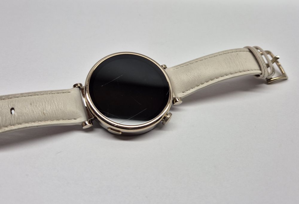 Smartwatch HUAWEI WATCH GT4 41 MM, Komis Jasło Czackiego