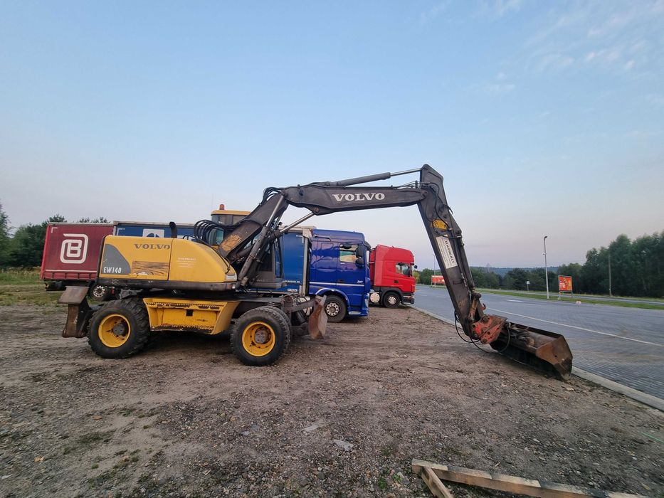 Koparka Volvo EW 140  z dopłatą zamienię na  4-ośkę