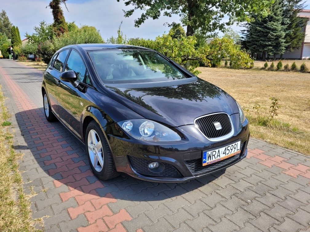 Seat Leon 1.6 8V  MPI 102 km Rok 2010 Zarej w PL