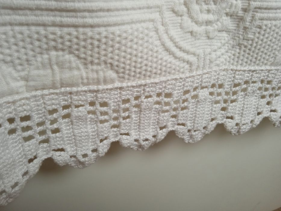 Colchas com almofadas