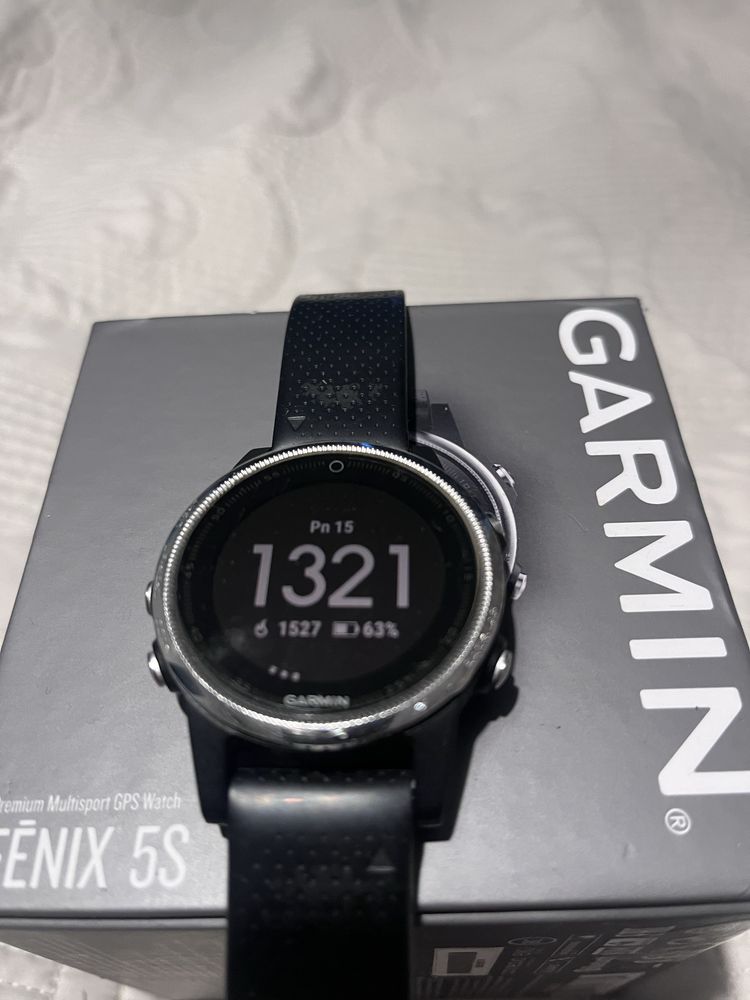 Smarteatch Garmin Fenix 5s