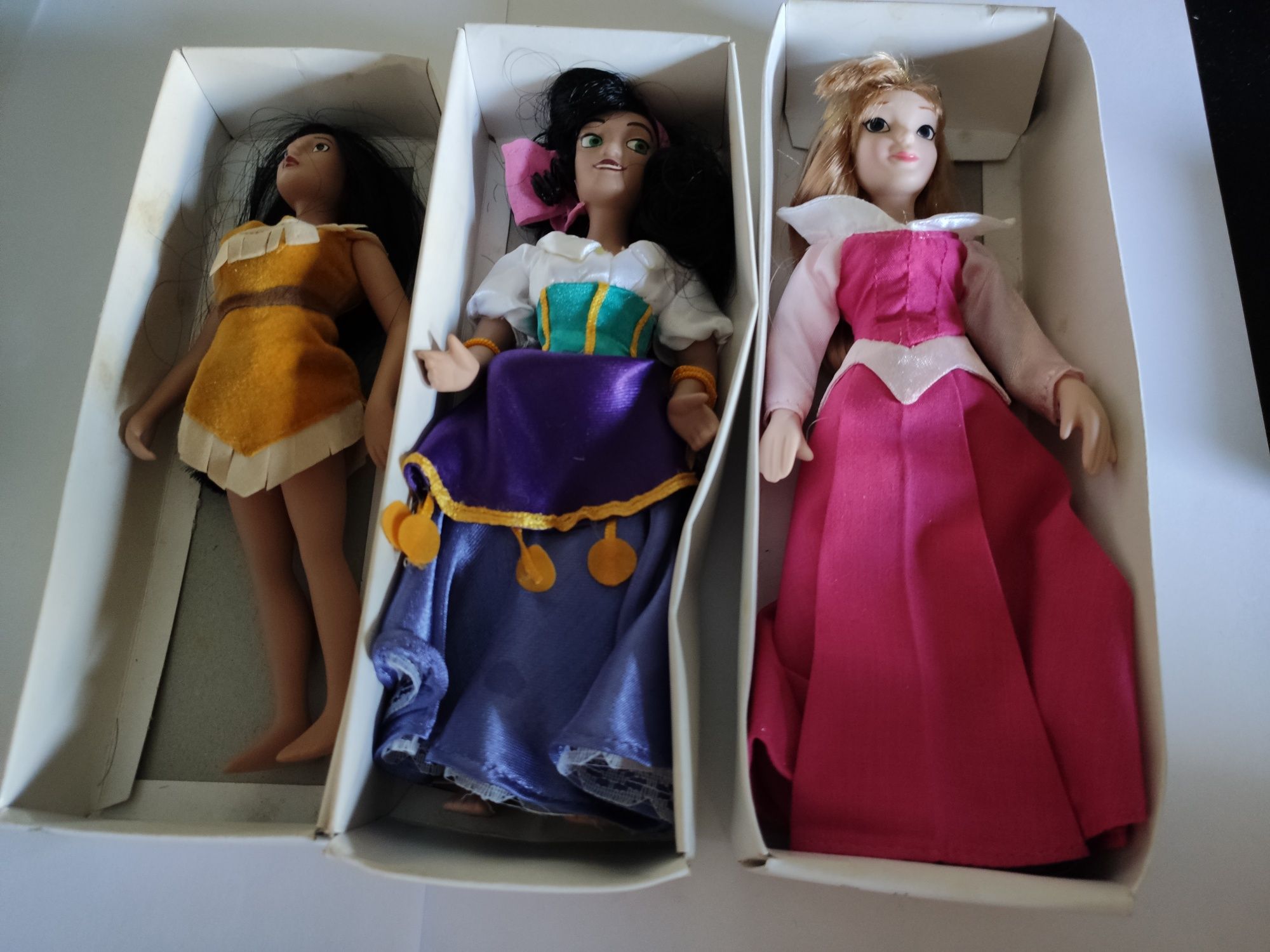 12 Princesas da Disney em Porcelana - Coleção Encantadora