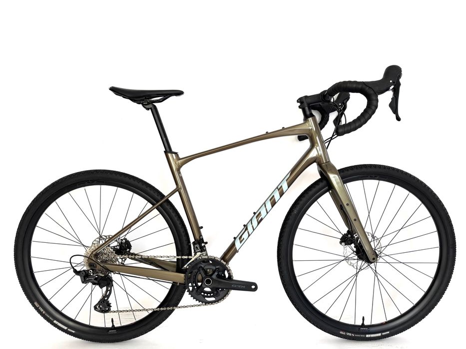 Rower Gravelowy GIANT REVOLT 0 Allux SL Gravel Shimano GRX 2x12 Okazja