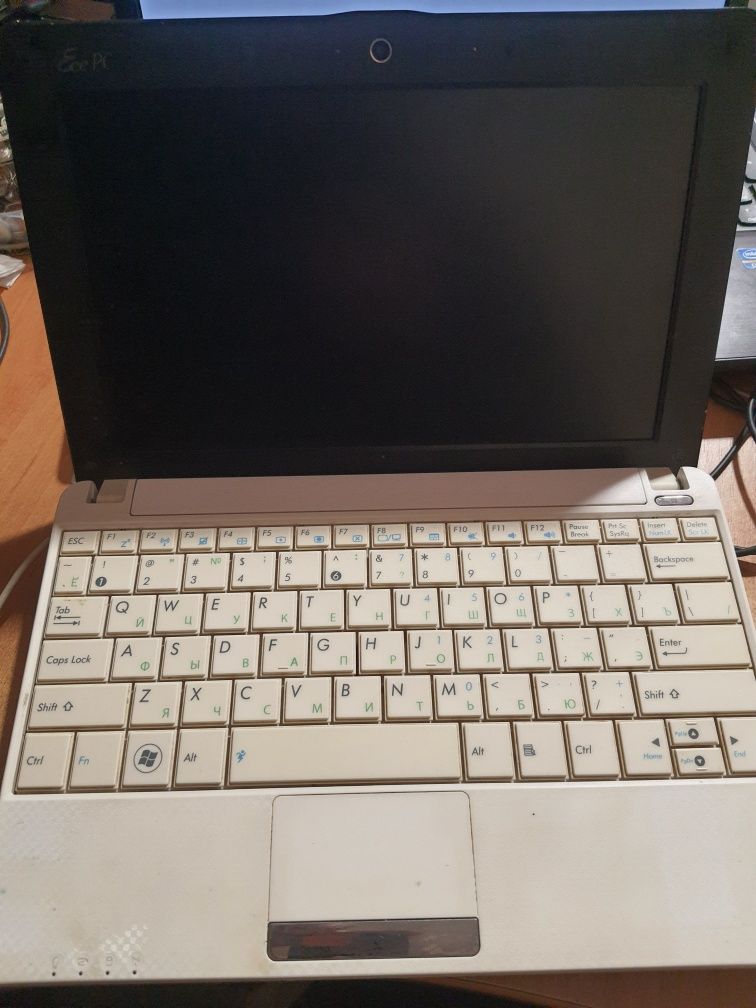 Ноутбук  Asus EEE PC 1001 px