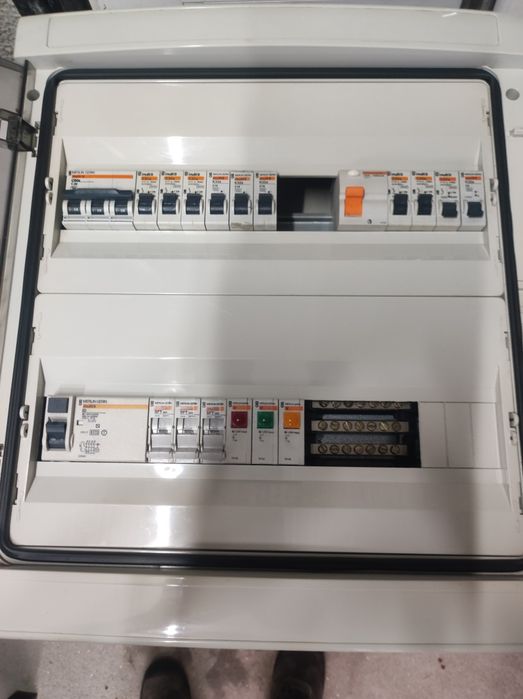 Quadro elétrico como novo