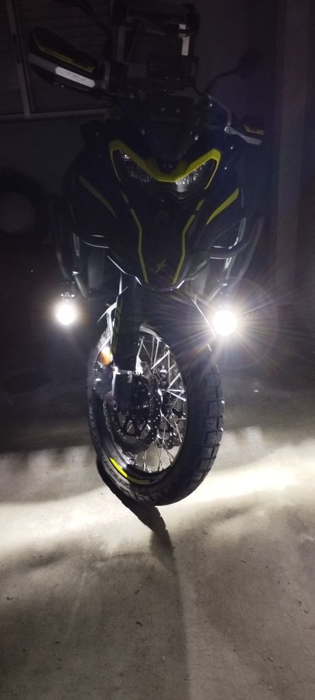 Benelli trk 702x