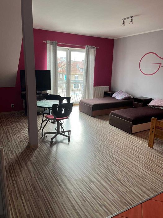Noclegi praciwnicze 35 zl/ osoba/doba.