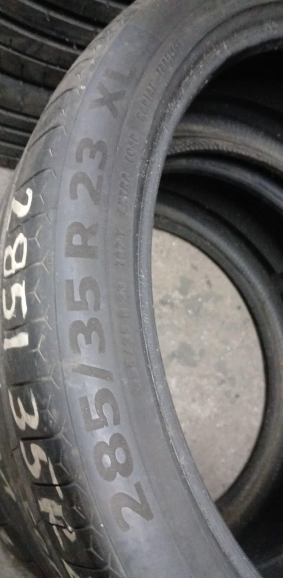 Opony 285/35/R23