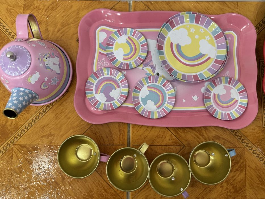 Посуд дитячий іграшковий