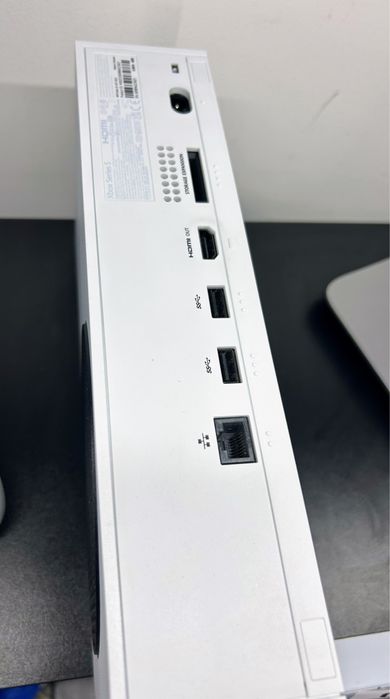 Продам Xbox Series S ( ідеал)