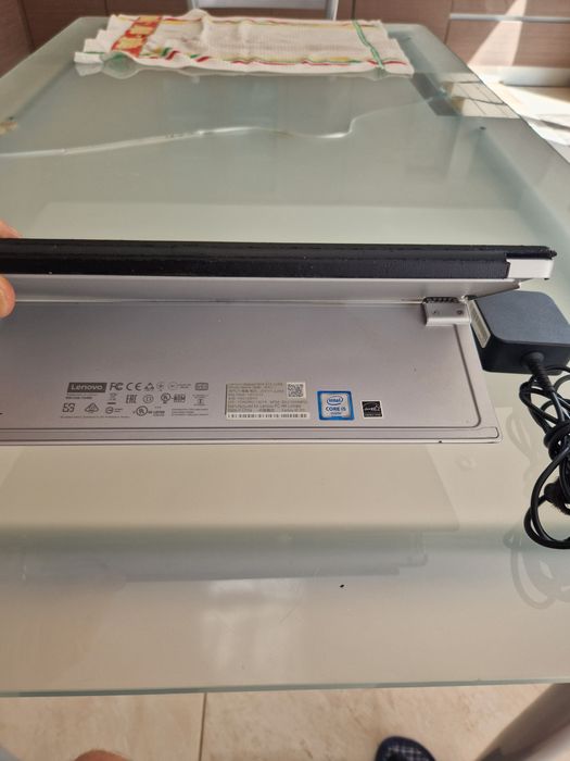 Lenovo Ideapad MIIX 510-121SK Core i5