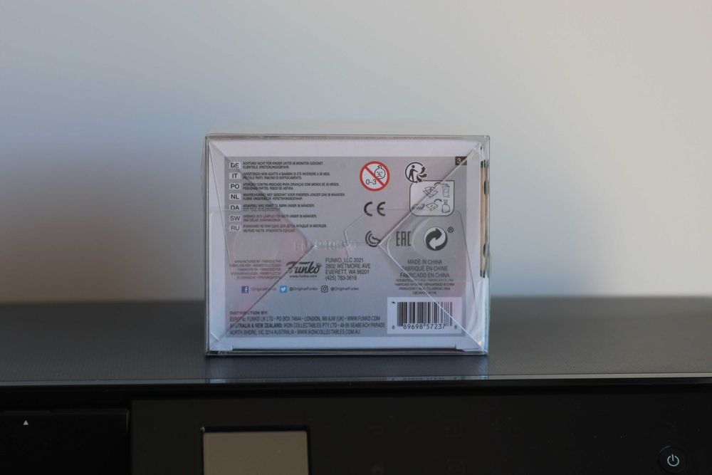 Funko Pop Avatar Mai w Knives SE