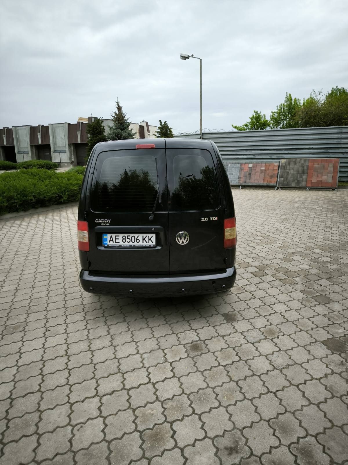 Продам Volkswagen Caddy Maxi