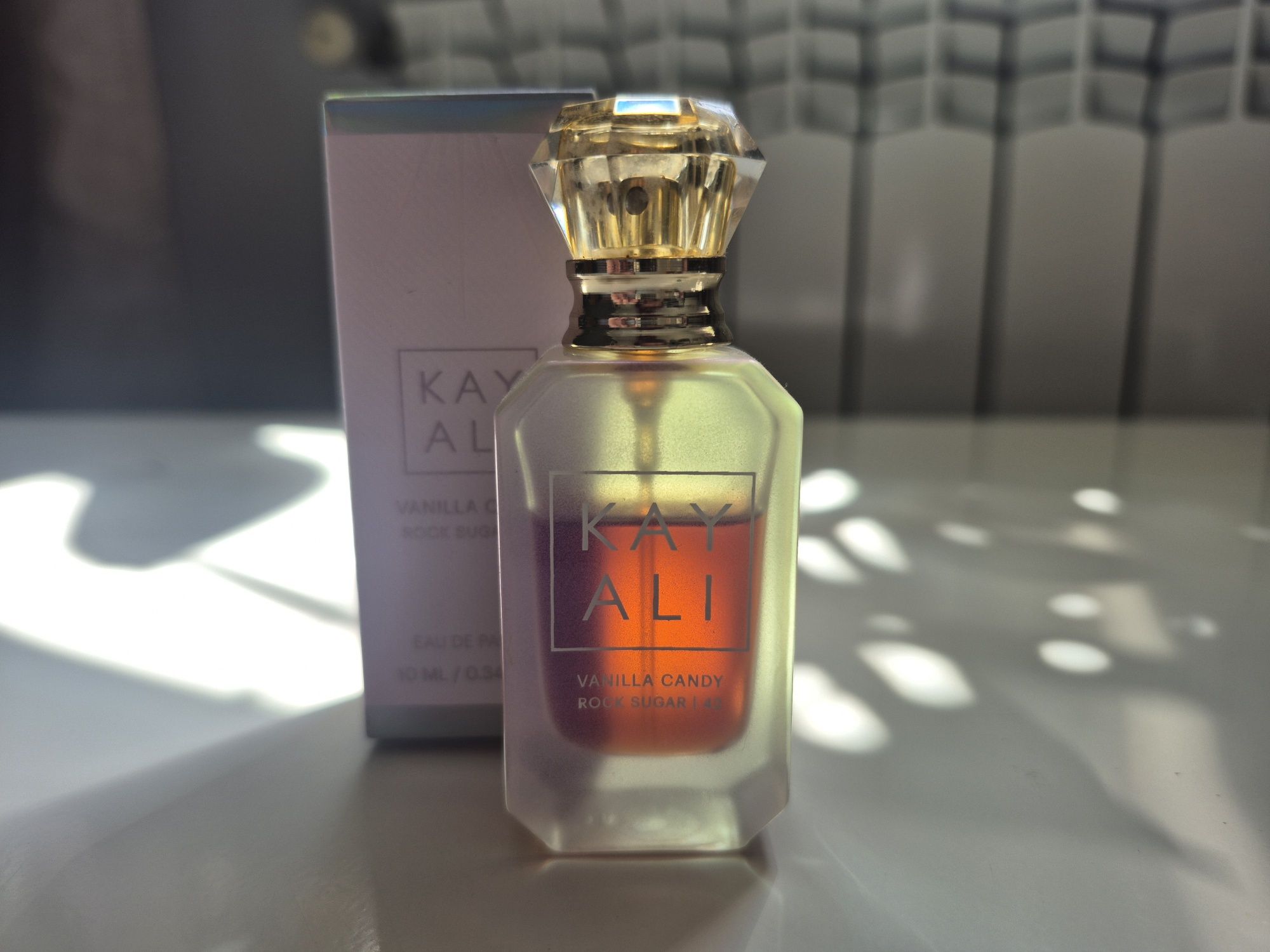 Kayali Vanilla Candy Rock Sugar 42