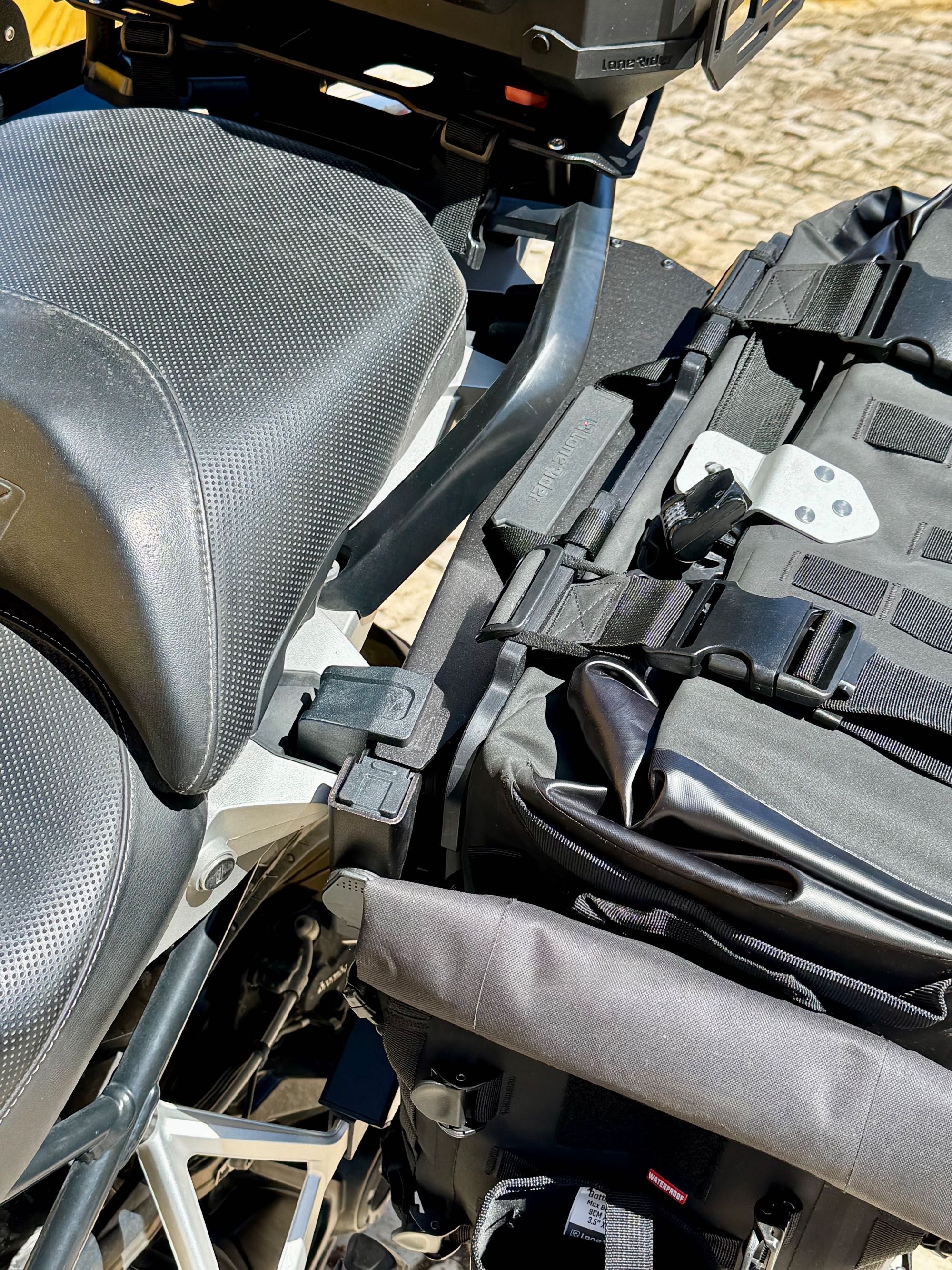 Malas Laterais Rackless Lone Rider - Semi-rígidas para BMW GS
