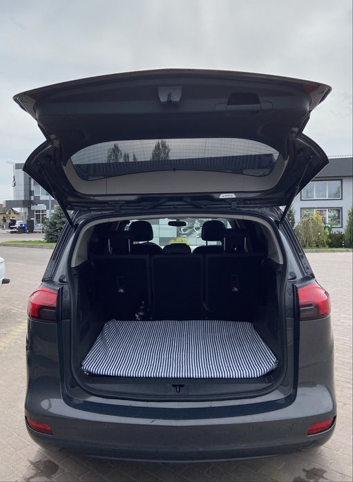 Opel Zafira C Taurer