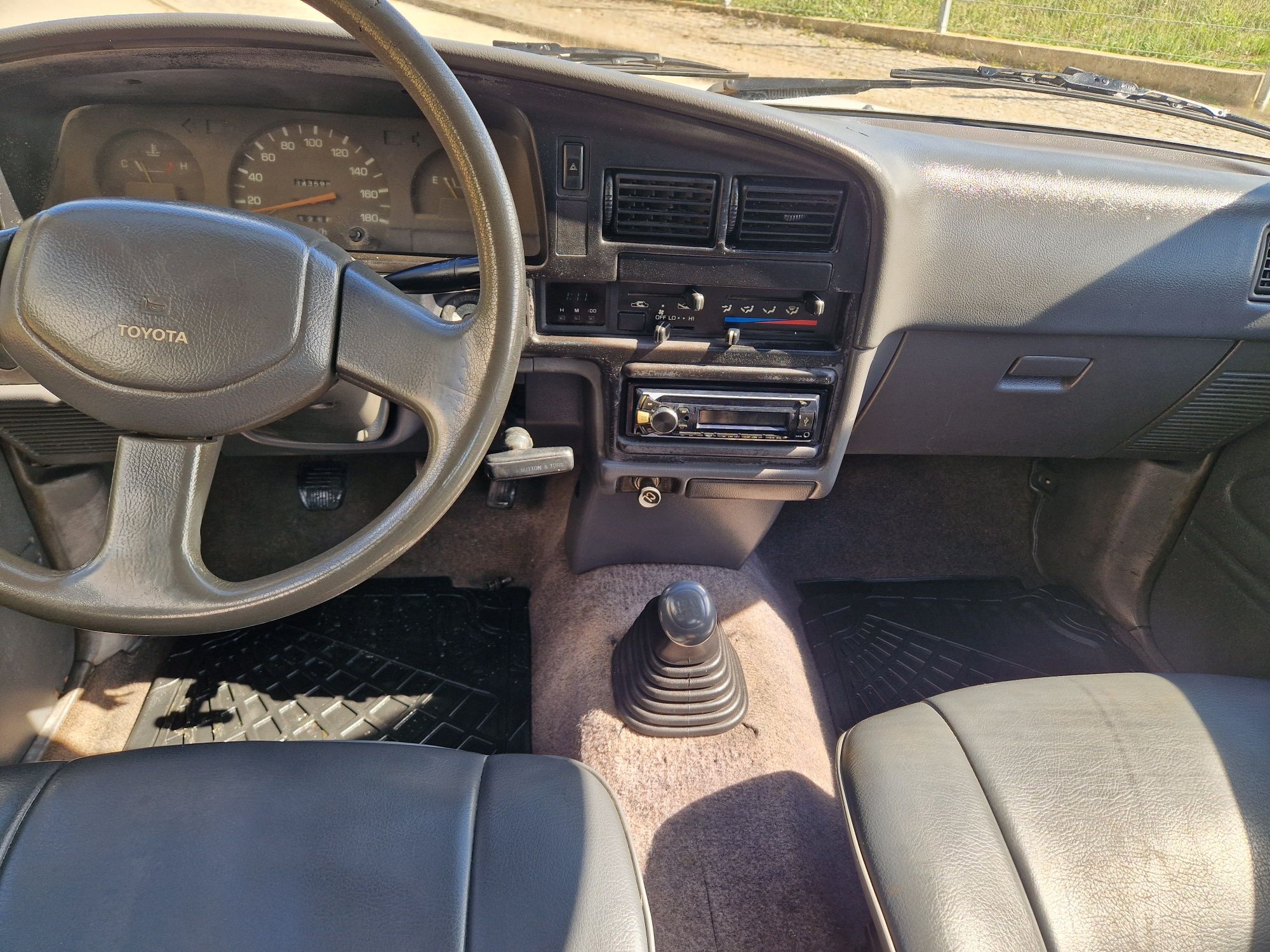 Toyota Hilux 2.4d 5p