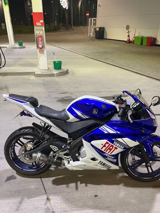 Yamaha YZF R-125 Pilnie