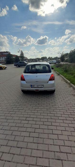 Sprzedam suzuki swift 1.3 benzyna