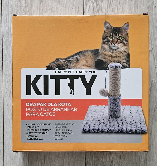 Drapak dla kota z piłką