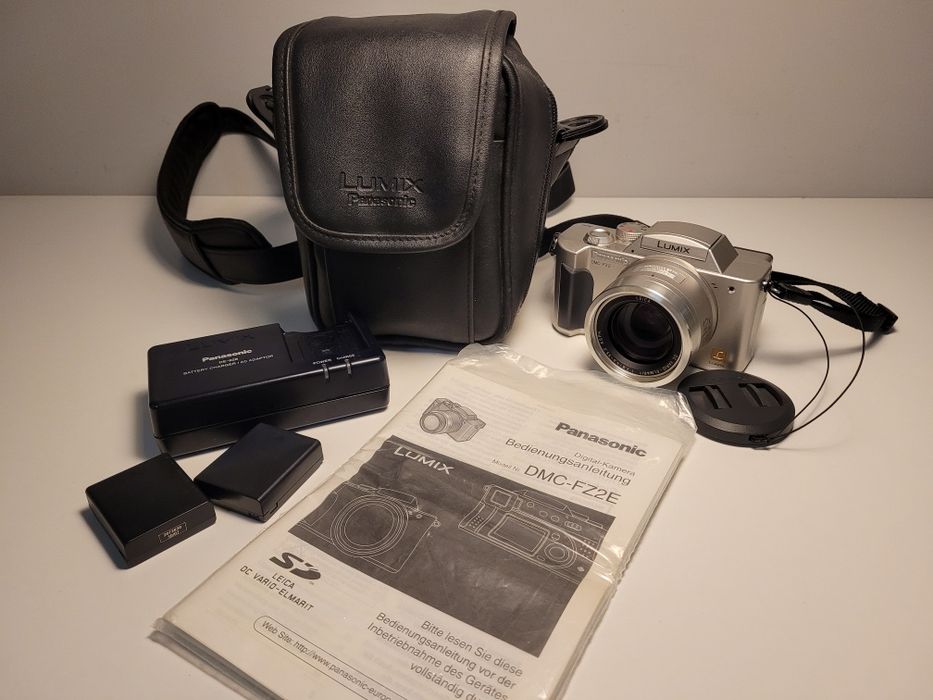 Aparat Panasonic DMC-FZ2E – Leica f/:2.8, Vintage, Lumix, Zestaw