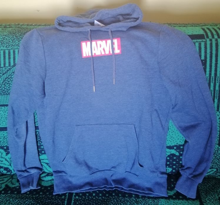 Bluza z kapturem M