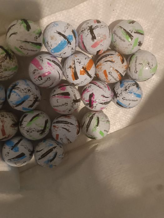 Bolas taylormade muito boas 20 bolas, em bom estado