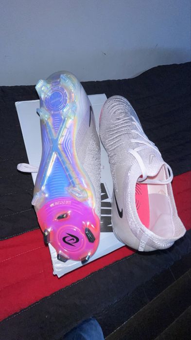 Chuteiras Nike Phantom GX FG