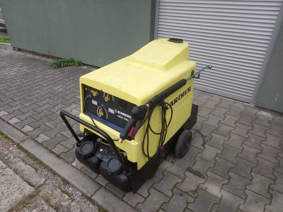 KARCHER HDS 700 Myjka ciśnieniowa gorącowodna 230v