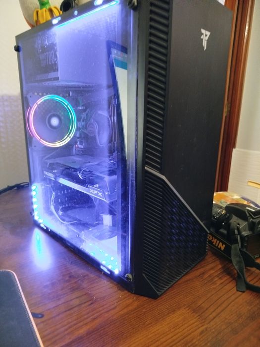 PC Gamer (RX6600 + i5 11400f)